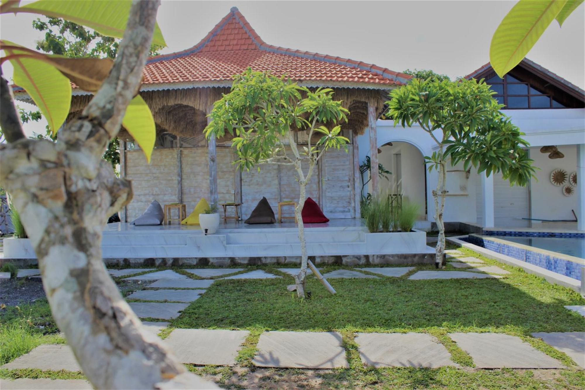 Green Village Jungle Resort Batununggul Exterior photo