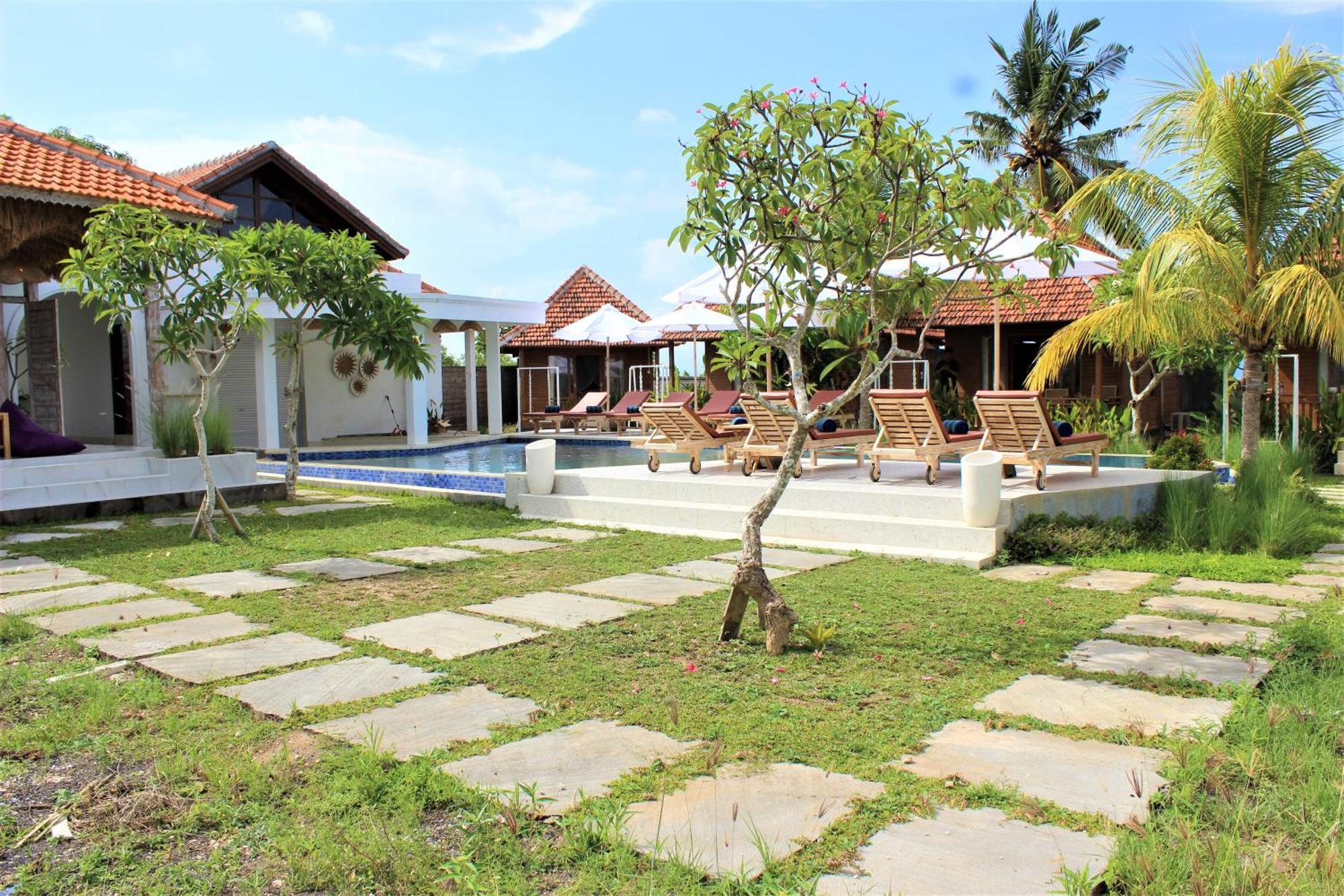 Green Village Jungle Resort Batununggul Exterior photo